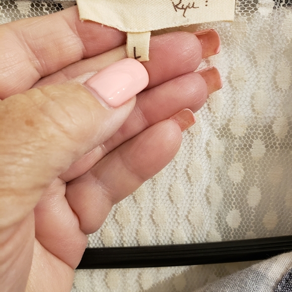 Shirt - Picture 2 of 3